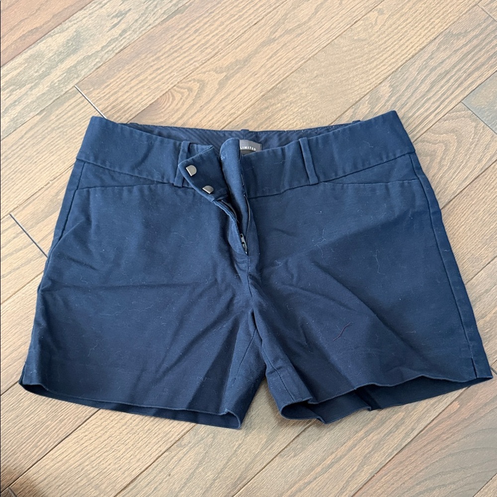 The Limited Navy Stretch Women's Shorts, Like New, Size 8